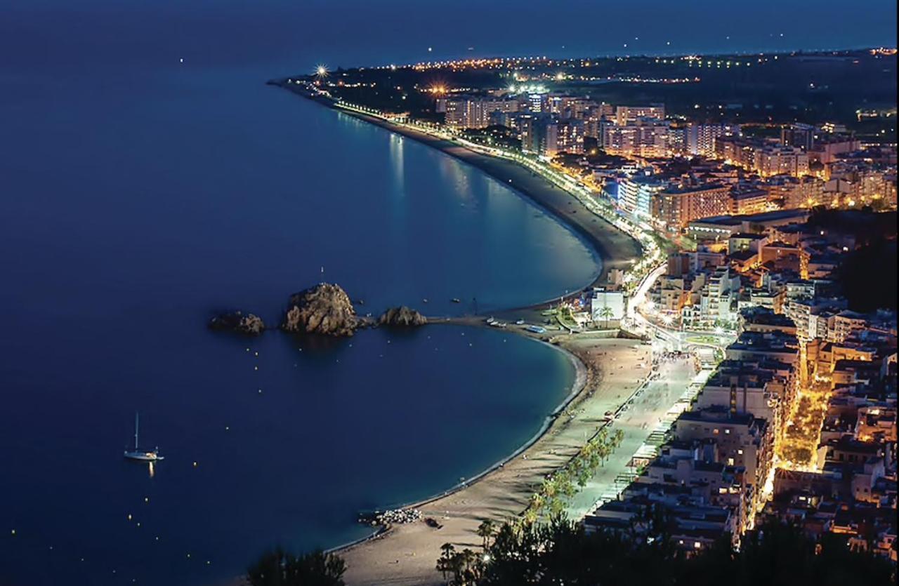 Beta'S Place - Apartamento Primera Linea De Playa Blanes Exterior photo