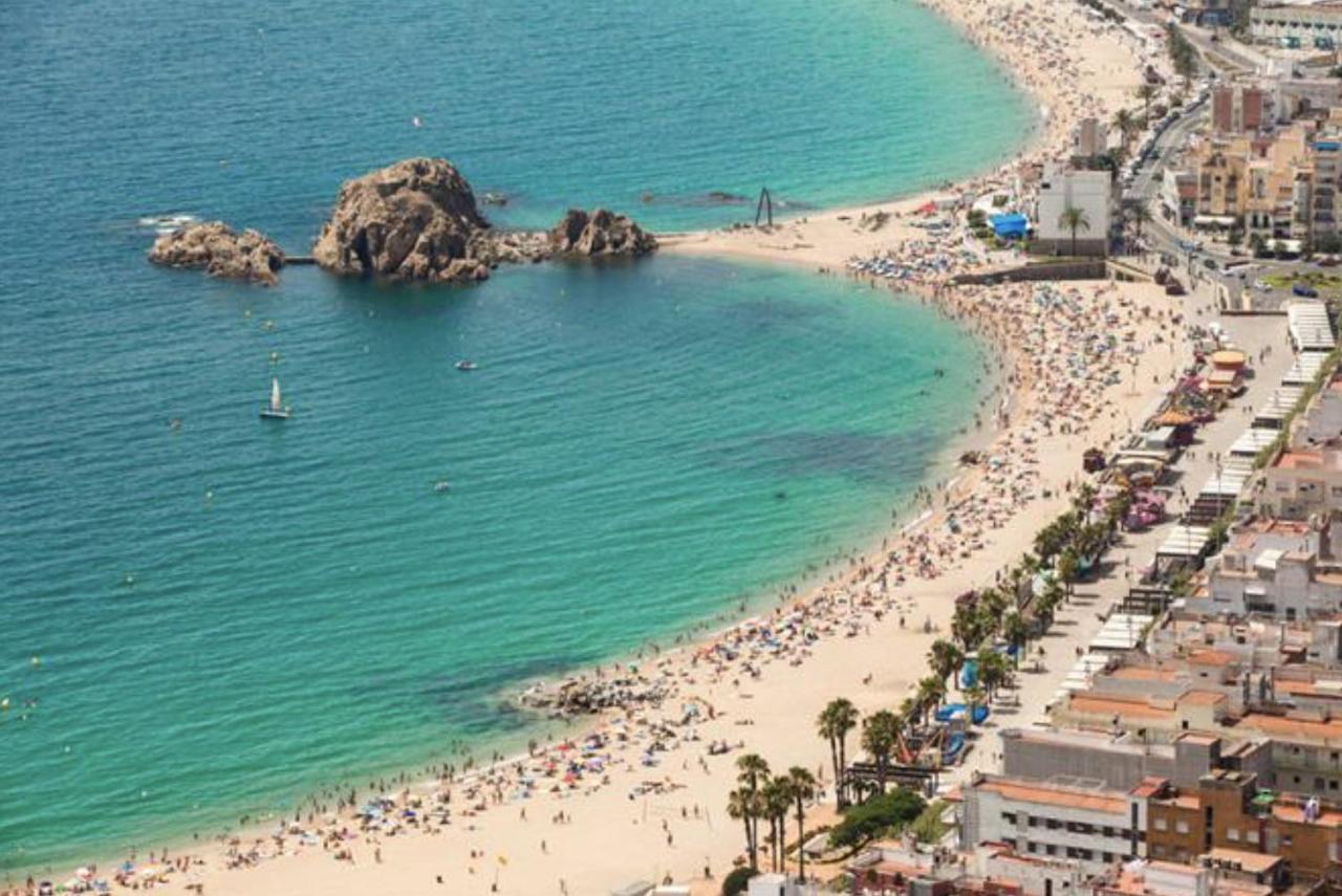 Beta'S Place - Apartamento Primera Linea De Playa Blanes Exterior photo